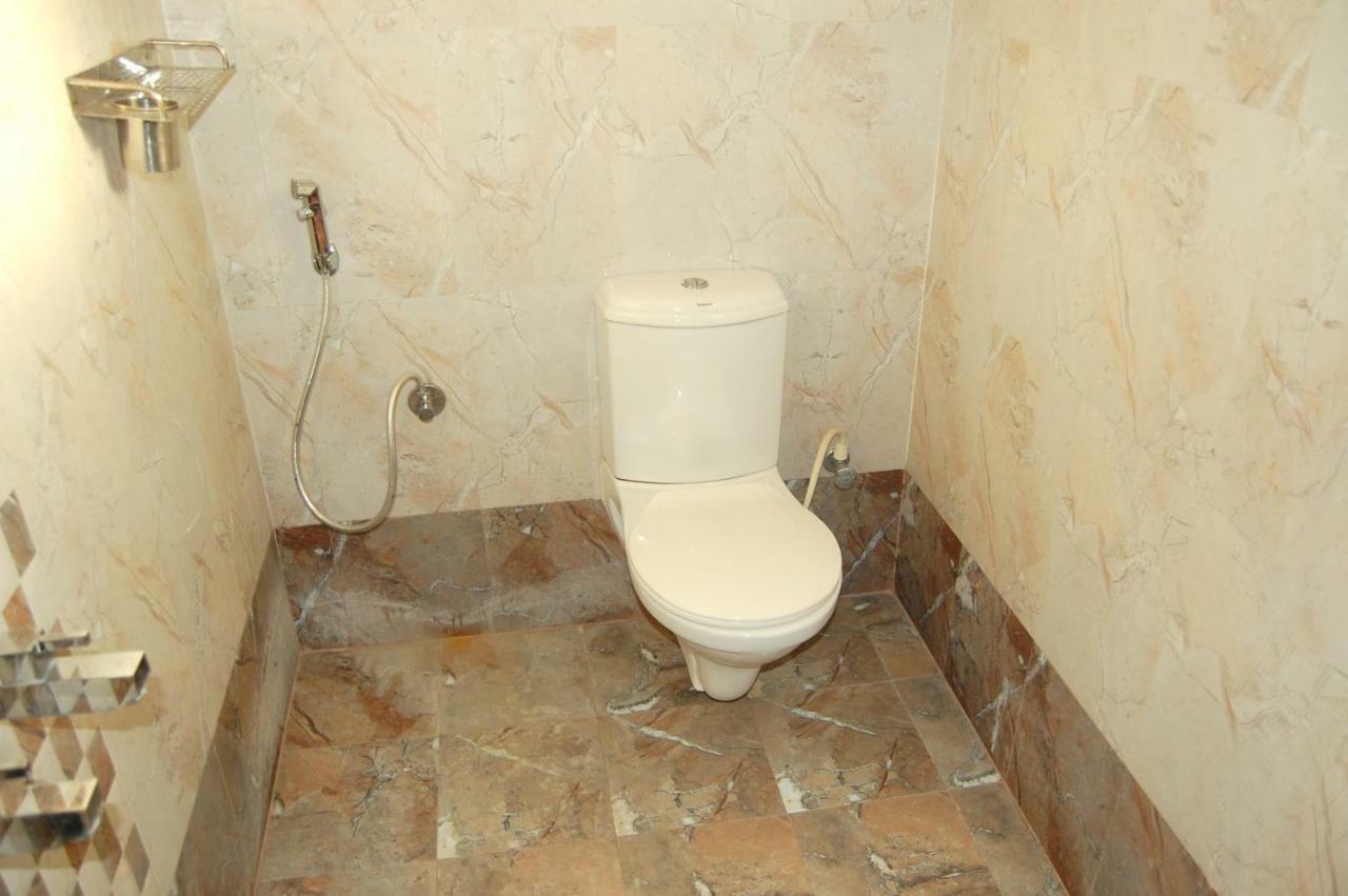 Отель Star Residency Tiruchirappalli Экстерьер фото