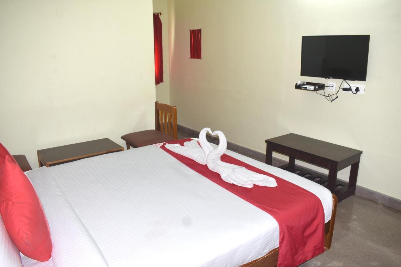 Отель Star Residency Tiruchirappalli Экстерьер фото